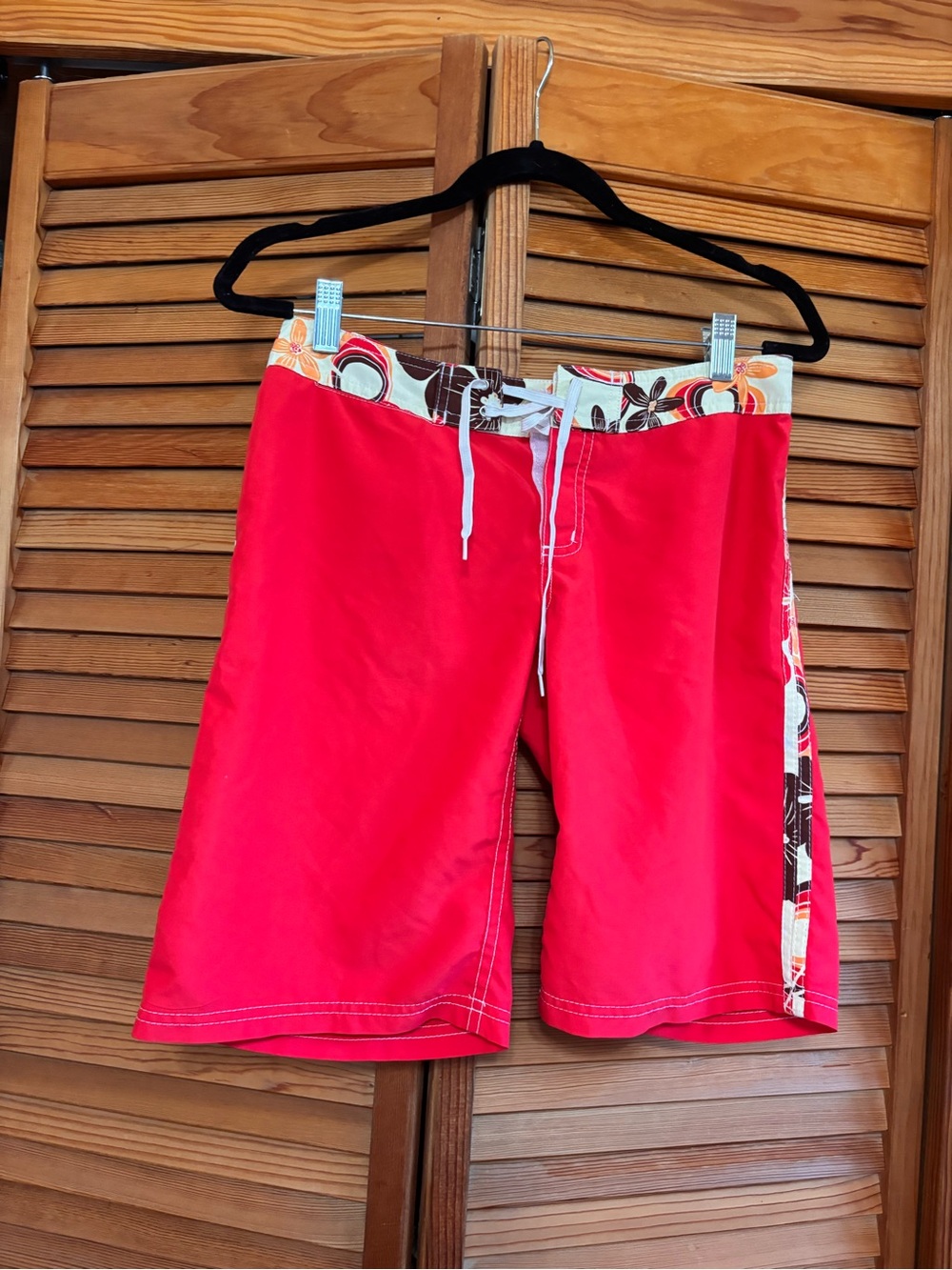 Women’s Red Floral-Trim Swim Trunks